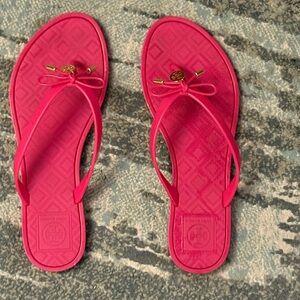 Tory Burch Jelly/Rubber Pink Flip Flops.